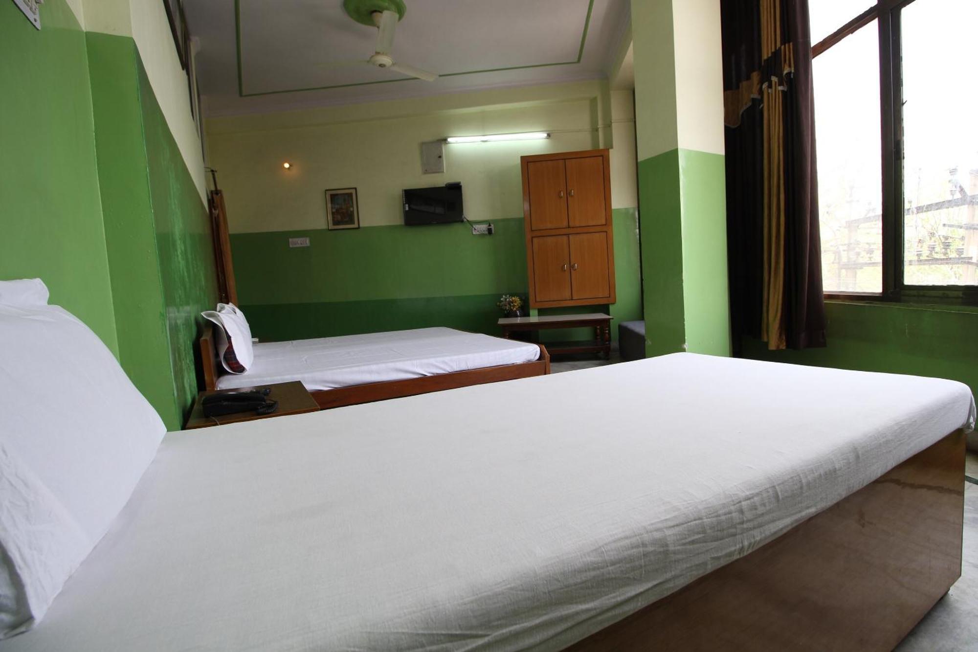 Hotel O Shree Shyam Guest House Jaipur Bagian luar foto